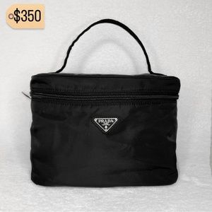 ✨✨✨✨SOLD✨✨✨✨ Prada Milano Authentic RARE Vintage Nylon Black Vanity Case Bag